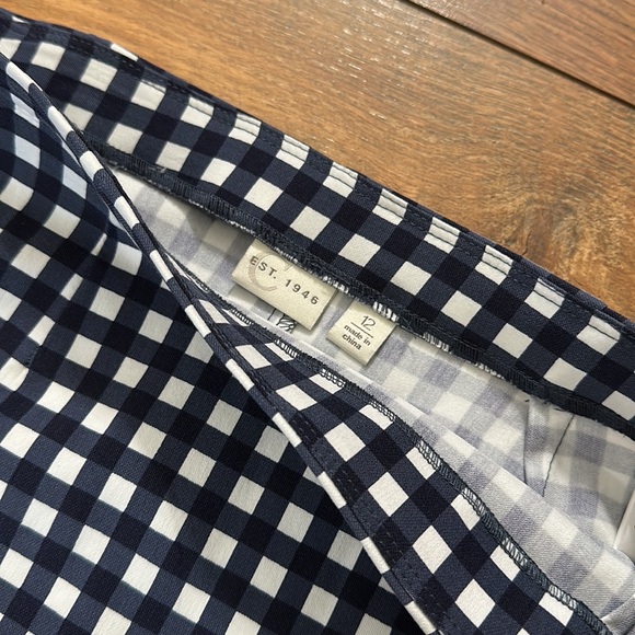 EST 1946 blue &white checked pencil skirt Sz 12 - Picture 2 of 6